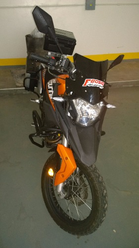 corven touring 250,solo 1500km!!mod 2016, con usb y porta gps,service realizado,al dia se vende y se transfiere, escucho ofertas $$y posibles permutas