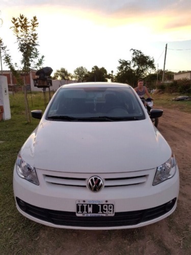 se vende gol trend 2009 blanco, nafta, pack 1 plus, 108.000km, aire y dirección, alarma y cierre centralizado, vigía, faros antinieblas