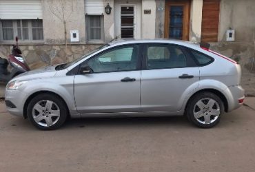 vendo ford focus 2011 motor 1.6 5 puertas style 105 mil km reales