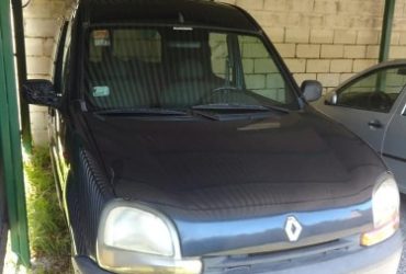 Vendo Renault kangoo 2006 diesel 1,9 Dirección hidráulica km 127.000 listo para transferir