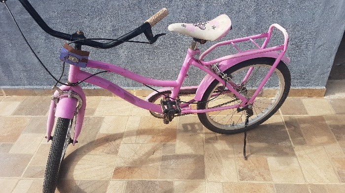 vendo bicicleta de nena rodado 20 en muy buen estado