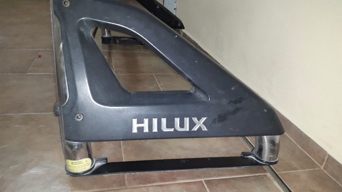 vendo barra antivuelcos para camioneta toyota hilux