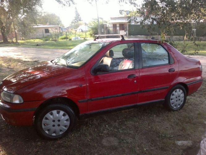 vendo fiat siena modelo 97 con transferencia en mano, papeles al día.