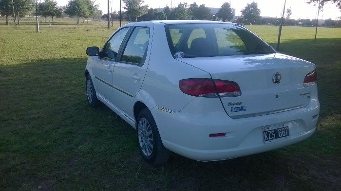 vendo fiat siena atracttive active 1.4, modelo 2012 con gnc de 5ta colocado en octubre del 2014. aire, lev. vidrios elec. comp. de a bordo, faros, etc