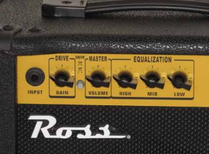 vendo amplificador ross 15 w para guitarra. canal limpio y distorsión. ecualizador y entrada para auriculares