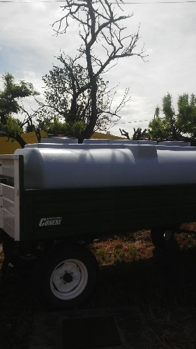 tanque de 3.500 litros marca geotec, sin uso, montado sobre acoplado de 4 mtrs o solo