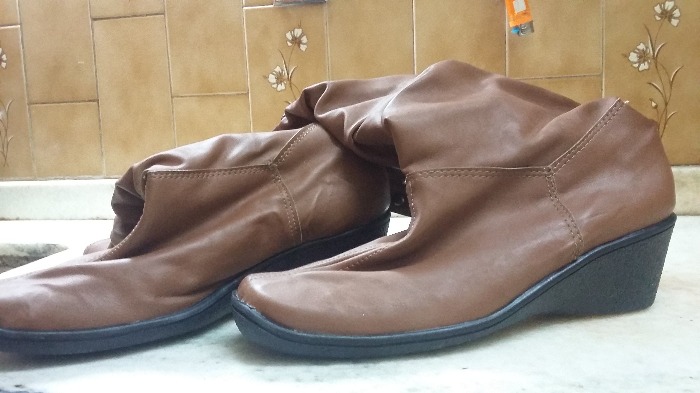 bota caña altanº 40 – forradas por dentro (poco uso) (casi nuevas)solo whatsapp