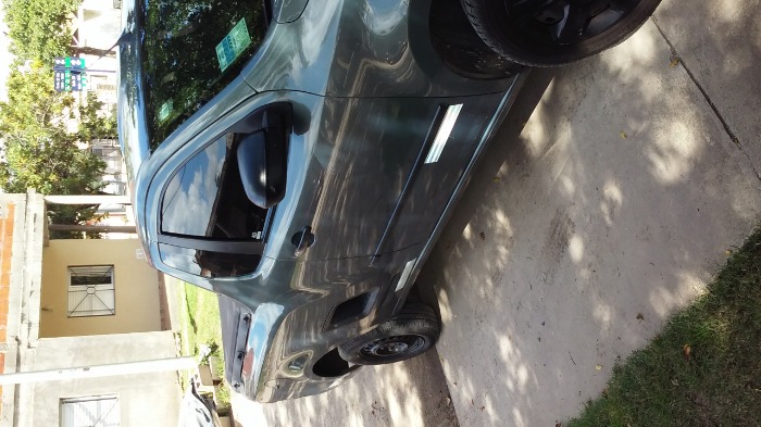 vendo chevrolet montana 2012 con gnc de 5° generacion alarma aire acondicionado papeles al dia.dos gomas nuevas.no tiene que abrir el capo para el gnc