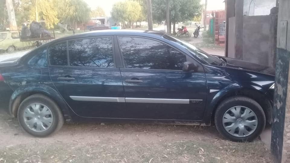 VENDO Renault Megane MODELO 2009 NAFTA G